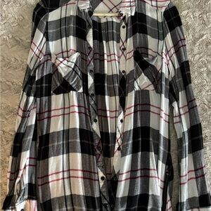 Maurices Black and White Plaid flannel Button-Up Shirt